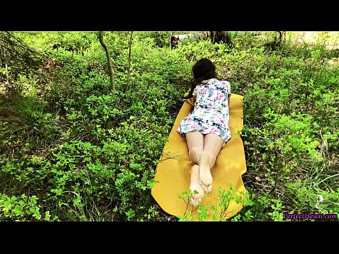 ❤️ Vreemdeling op Tinder Masturbeert mijn poesje en neukt hartstochtelijk in het bos ️ Sex video at us ❌❤