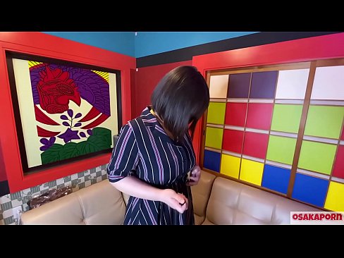 ❤️ Japanse cutie met grote tieten masturbeert met sexspeeltjes en heeft een orgasme. Ze vertelt in een interview over haar neukervaring. Enorme tieten en harig kutje die luid kreunen. Osakaporn ️ Sex video at us ❌❤